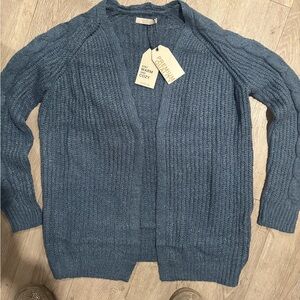 Active USA Dark Blue Women's knit Cardigan size Large